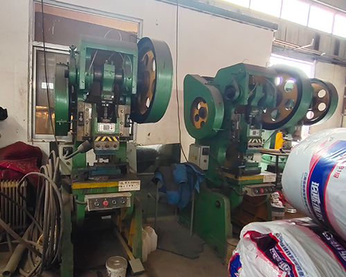 生產(chǎn)設(shè)備