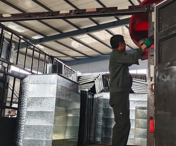 呂梁幼兒園風(fēng)管風(fēng)機(jī)發(fā)貨