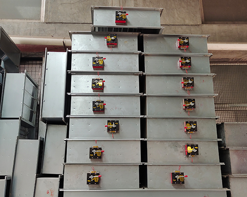 廠(chǎng)房?jī)?nèi)景